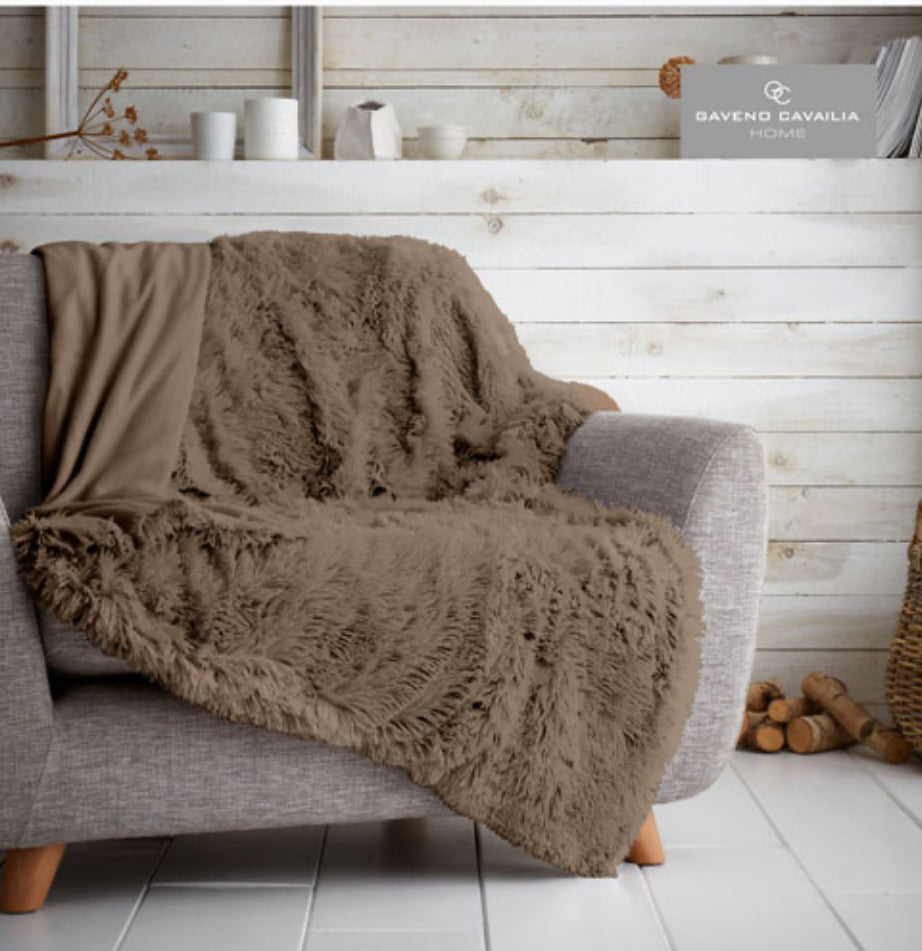 Hug and snuggle throw