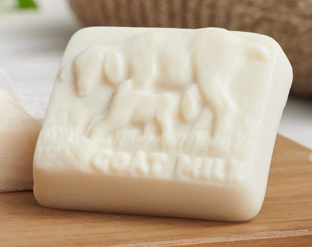 Goats Milk Soap with Cinnamon & Nutmeg